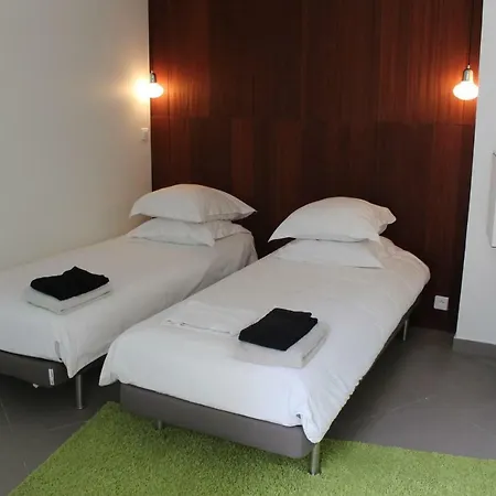 فيلة Le Ruisseau *